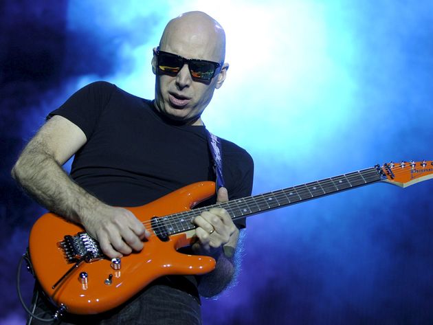 VINCI UN POSTO PER IL CONCERTO DI JOE SATRIANI